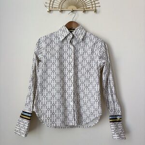 Winter & Miggs Button Front Shirt 6 Cream Brown Logo WM